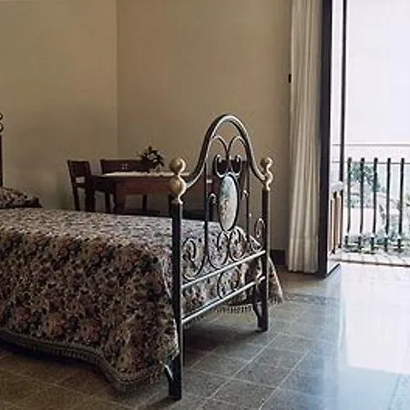 Agriturismo Tenuta Castagna